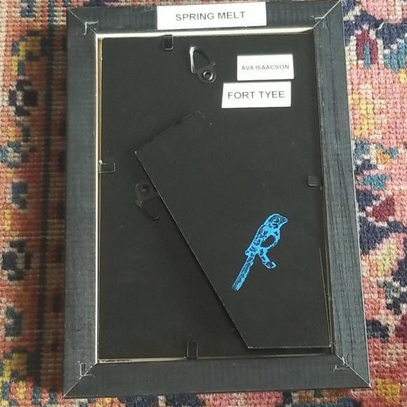 Minimalist Line Drawing - Picture 3 of 3